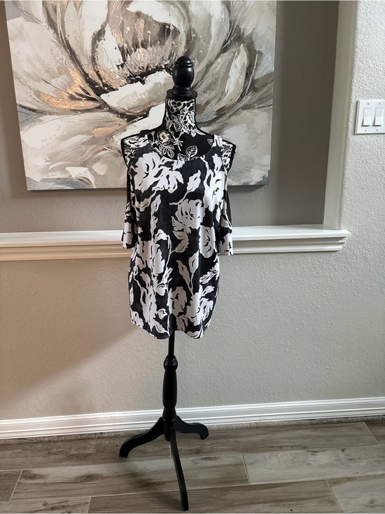 INC International Concepts Tops - INC International Concepts Black and White Floral Cold-Shoulder Tunic